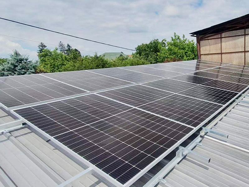 Solutions de systèmes photovoltaïques pour les ménages
