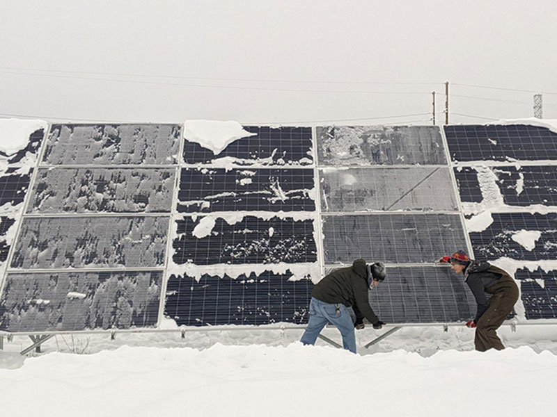 Systèmes solaires en hiver : 10 conseils pour survivre